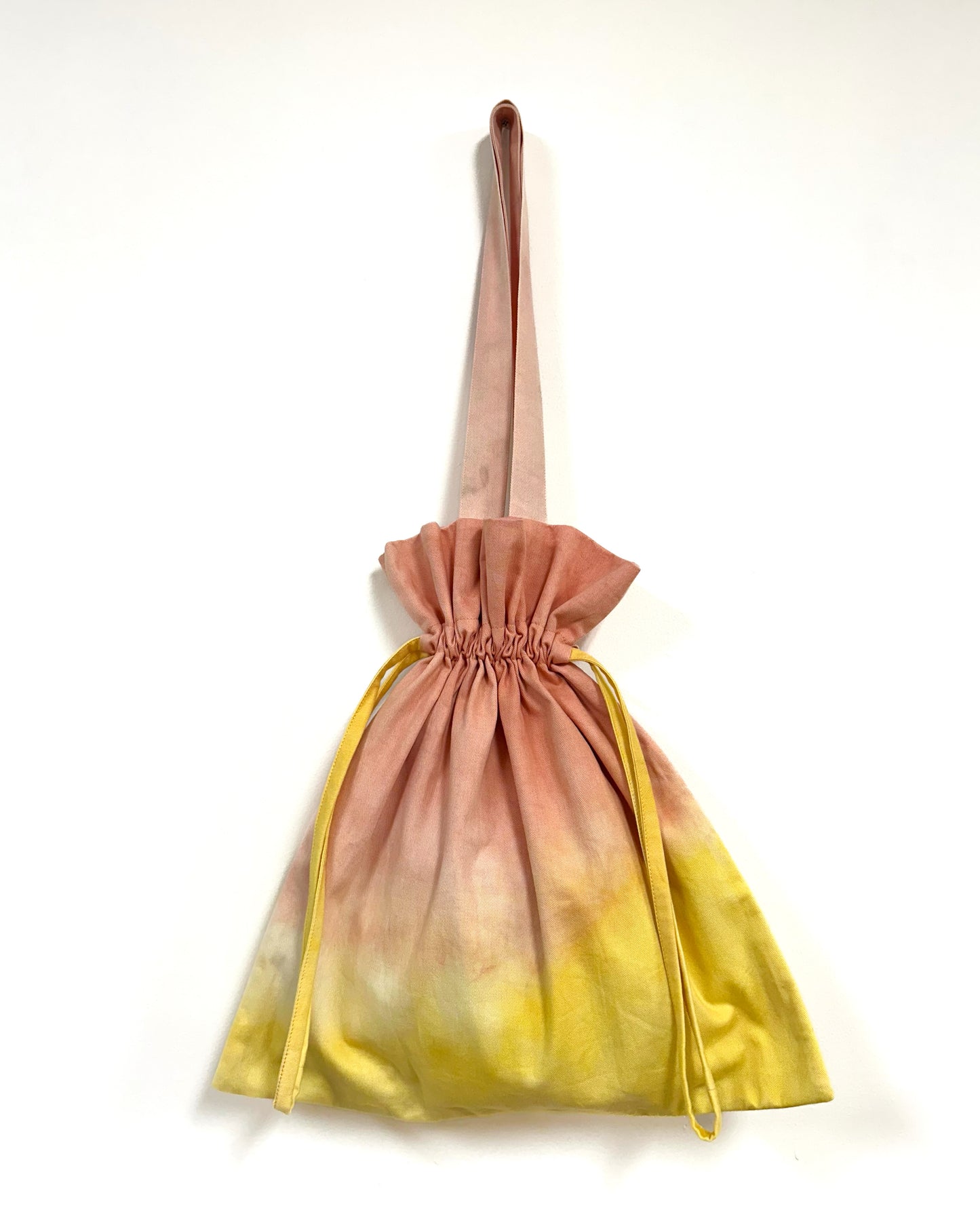 Dahlia 草木染め巾着バッグ