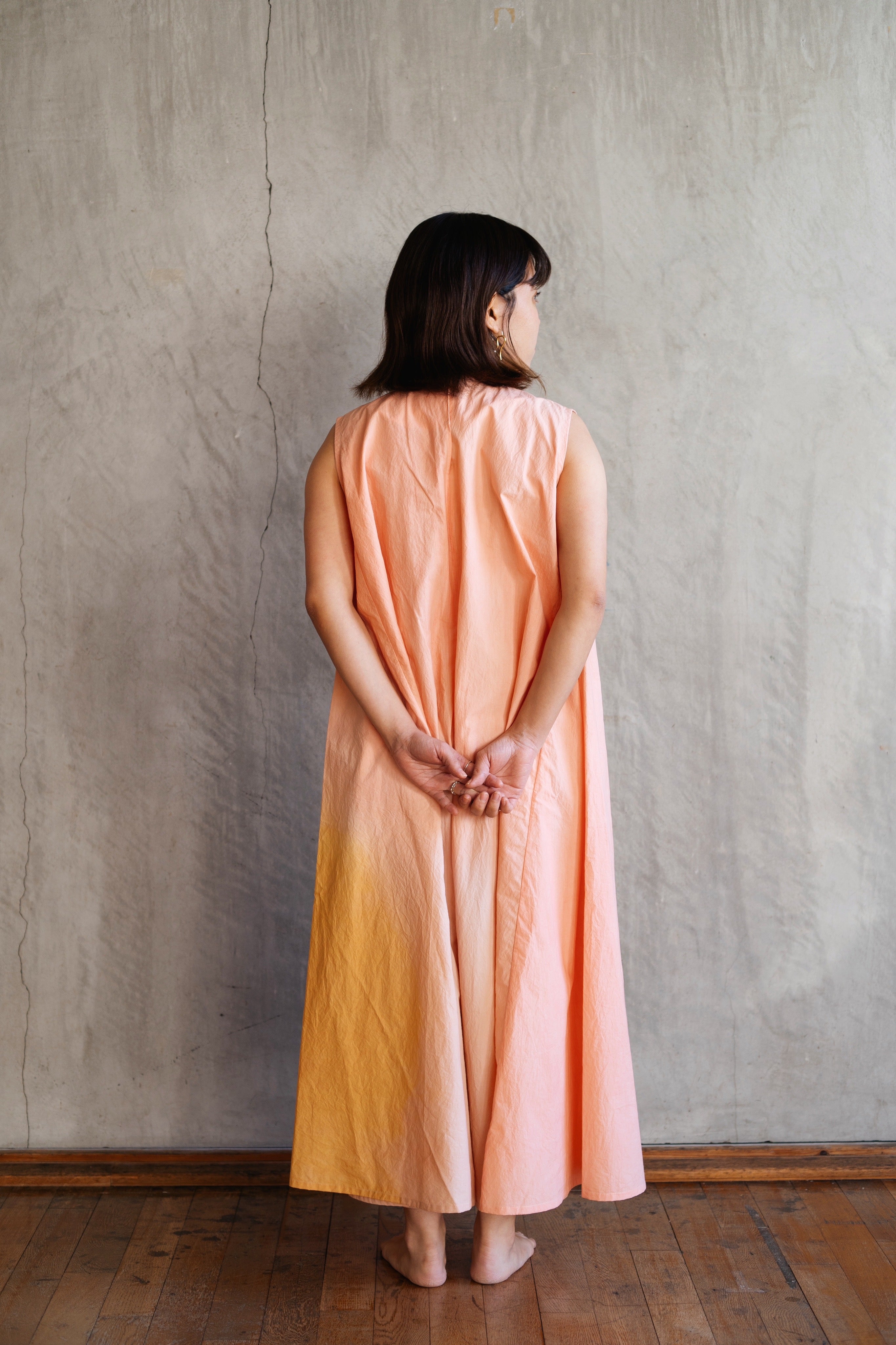 受注生産】草木染めテントラインワンピース Sunset＜夕焼け＞ – annita