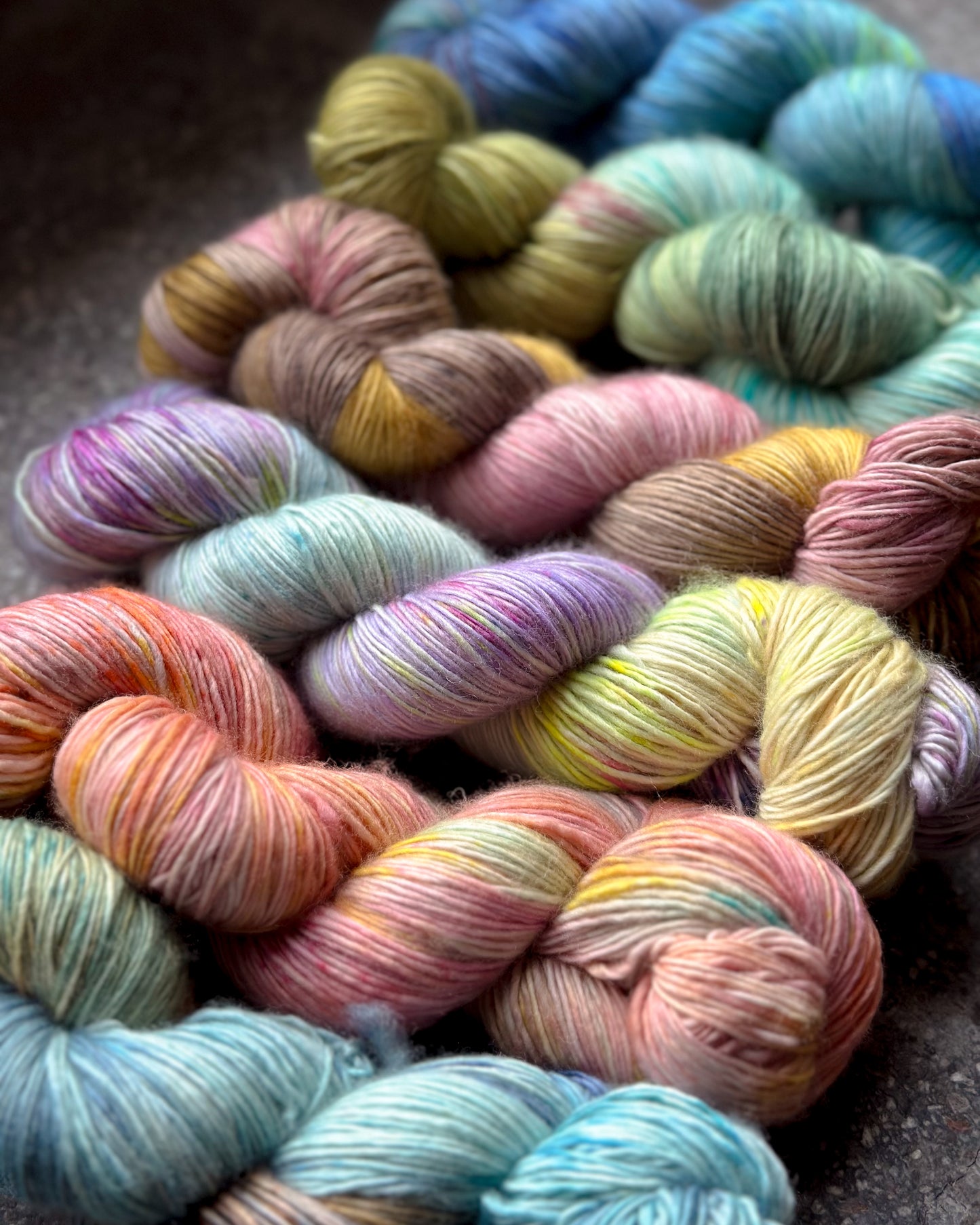 Merino Singles 風に揺れるライラック - Swaying Lilac