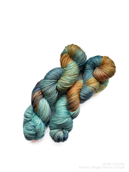 Merino Singles 夕暮れの街 - Harbor at Dusk